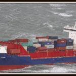De-OOCL-Rauma-het-schip-waar-de-containers-vanaf-zijn-gevallen-Foto-Kustwacht-Nederland